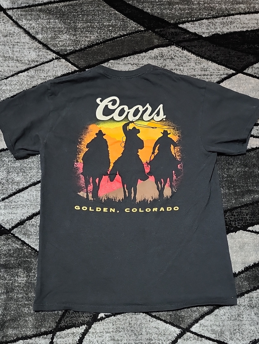 COORS BLACK GRADIENT COWBOYS SUNSET WESTERN CREW-NECK SHORT-SLEEVE TEE-SHIRT